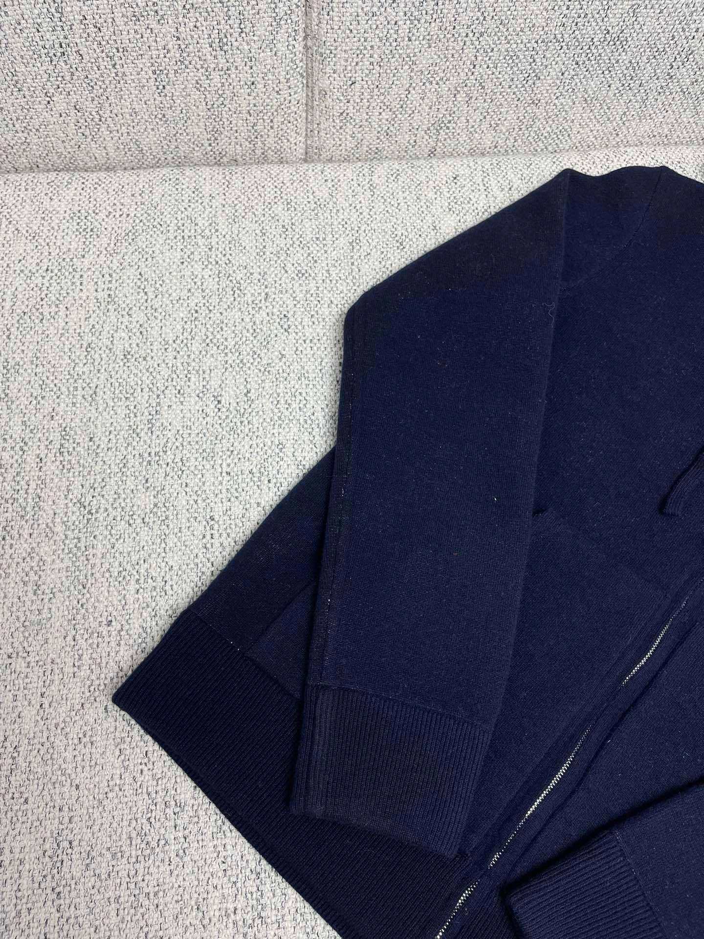wg.luxury-- 6u33i 24ss wool item:E-F237A1502